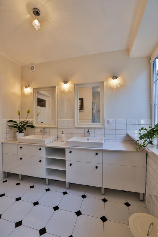 Apartament Bursztynowy Mariacka Old Town Gdansk Oda fotoğraf